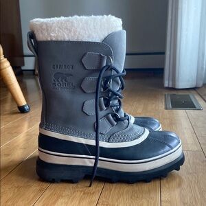 Sorel Gray and Black Winter Boots with White Fur